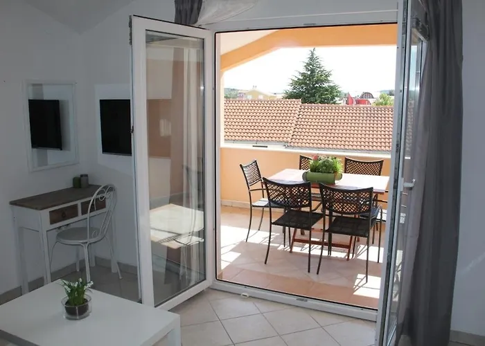 Rosemarie Lejlighed Vodice